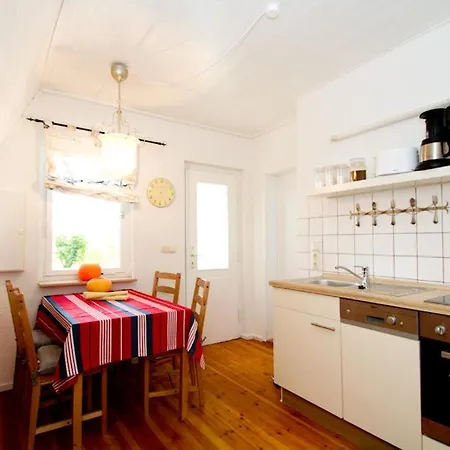 Дом отдыха Finnhuette Achtern Вустров